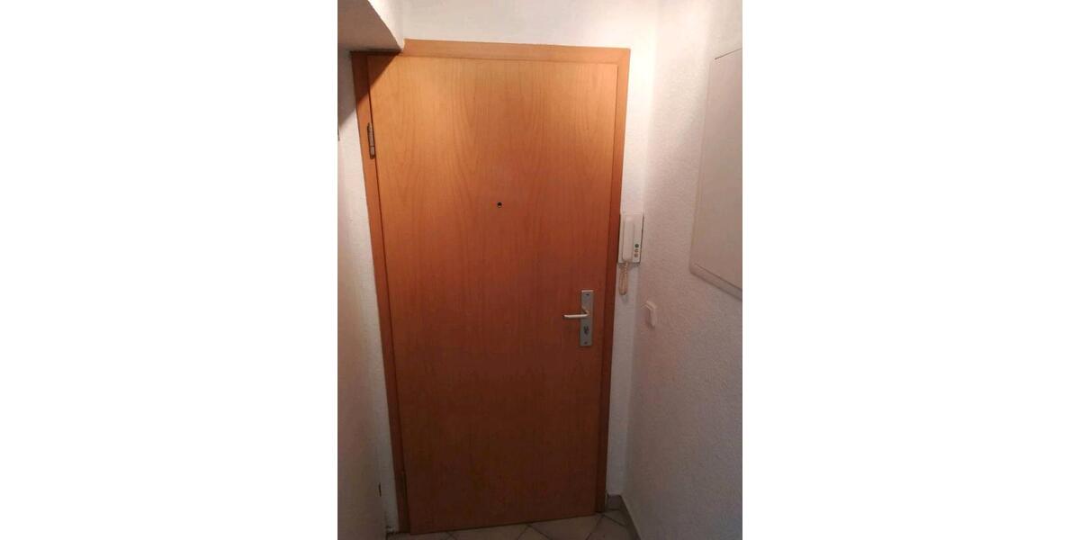 Erdgeschoßwohnung Essen Stadtbezirk III - 1 Zimmer, 25 m&sup2;, 400&euro; | Angebot:26688547