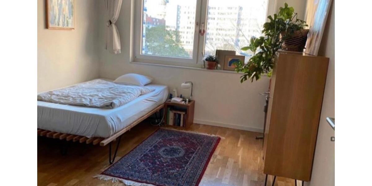 Etagenwohnung Berlin Mitte - 3 Zimmer, 100 m&sup2;, 2.400&euro; | Angebot:26049560