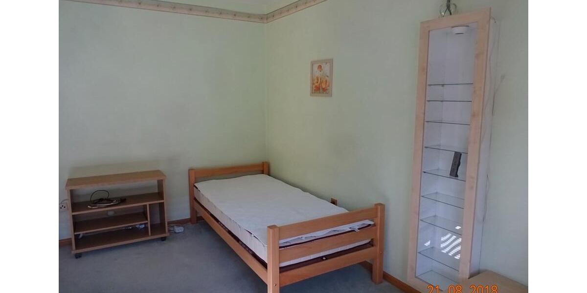 Wohnen auf Zeit Brühl - 1 Zimmer, 17 m&sup2;, 420&euro; | Angebot:26702346