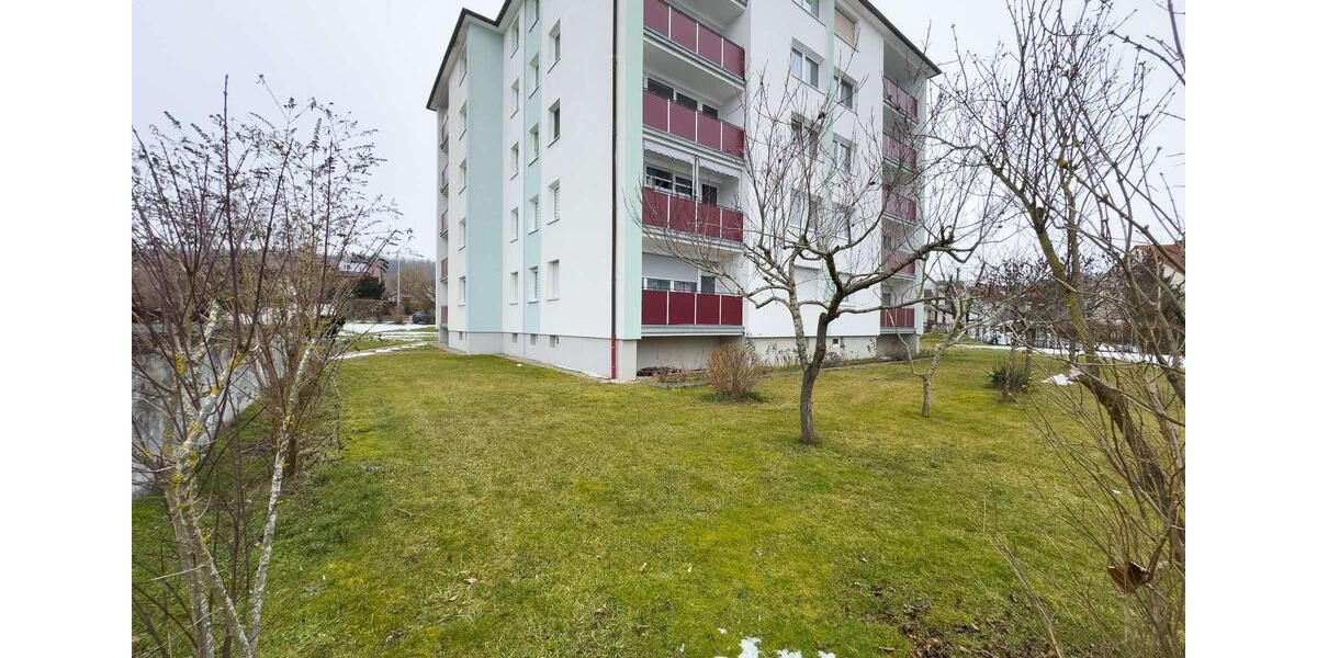 Etagenwohnung Gunzenhausen - 4 Zimmer, 101 m&sup2;, 980&euro; | Angebot:24952500