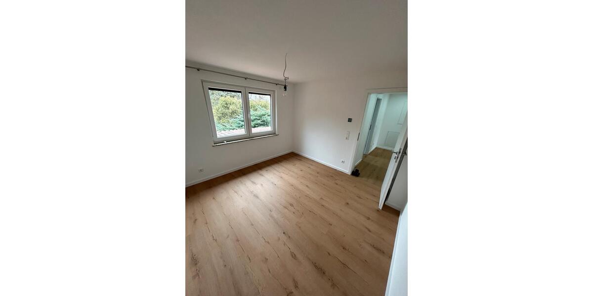 Erdgeschoßwohnung Geislingen - 3 Zimmer, 90 m&sup2;, 850&euro; | Angebot:26376247