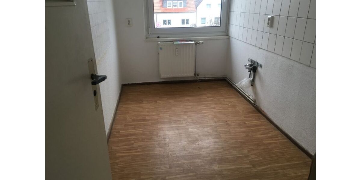 3-Zimmer, 39343 Schwanefeld bei Beendorf, 30 Km bis Wolfsburg, - 3- Schwanefeld | Angebot:24739339