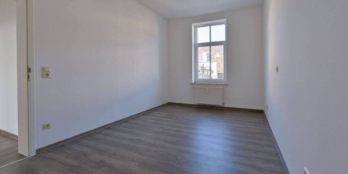 Etagenwohnung Hohenstein-Ernstthal Ernstthal - 3 Zimmer, 66 m&sup2;, 365&euro; | Angebot:26028054