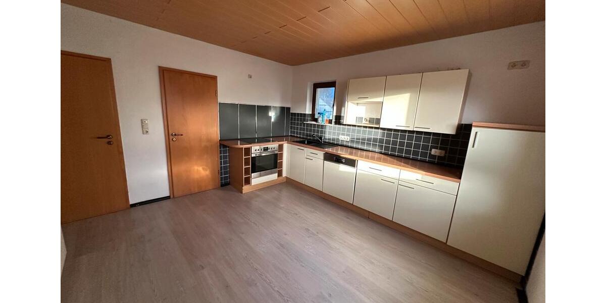 Etagenwohnung Schieder-Schwalenberg Schwalenberg - 2 Zimmer, 80 m&sup2;, 750&euro; | Angebot:24832803