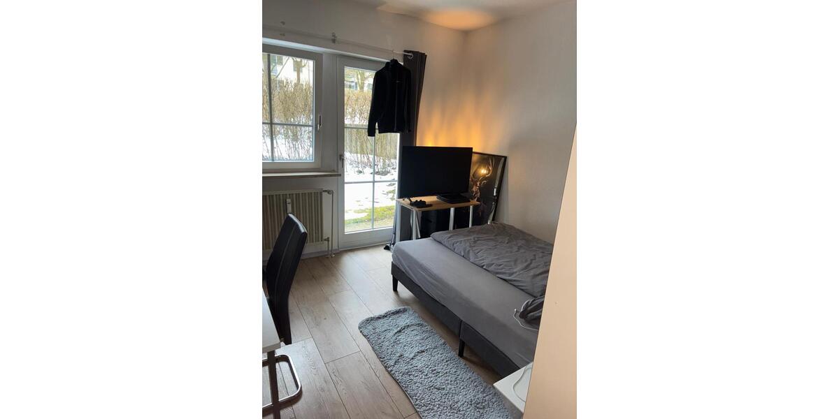 Erdgeschoßwohnung Regensburg Ganghofersiedlung - 1 Zimmer, 20 m&sup2;, 600&euro; | Angebot:24812530