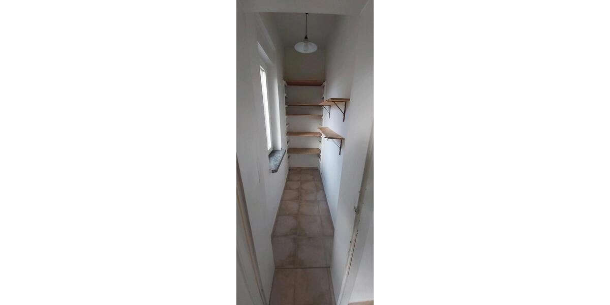 4 Zimmer Wohnung in Saalfeld 104m² 4 zimmer