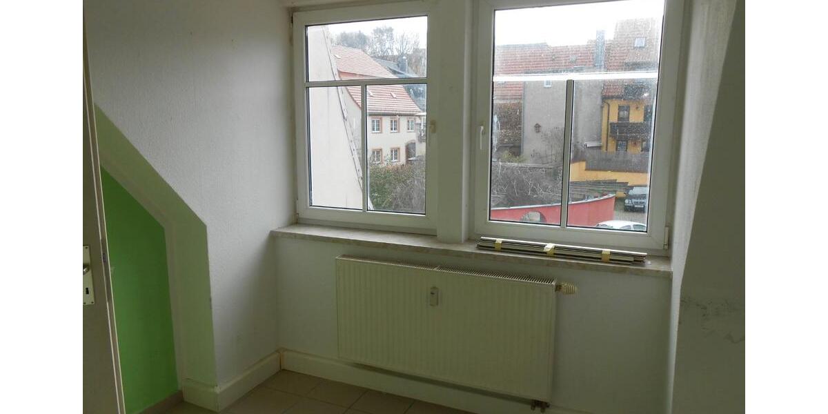 Dachgeschoßwohnung Penig - 2 Zimmer, 49 m&sup2;, 240&euro; | Angebot:26442000