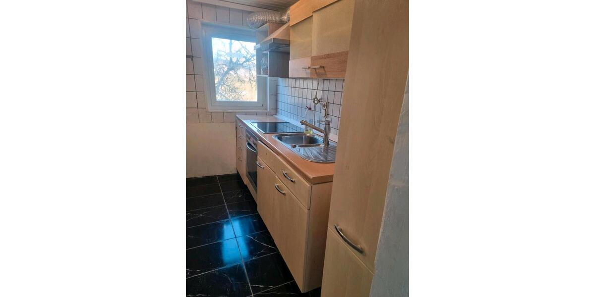 Etagenwohnung Bad Emstal - 4 Zimmer, 80 m&sup2;, 850&euro; | Angebot:26610200
