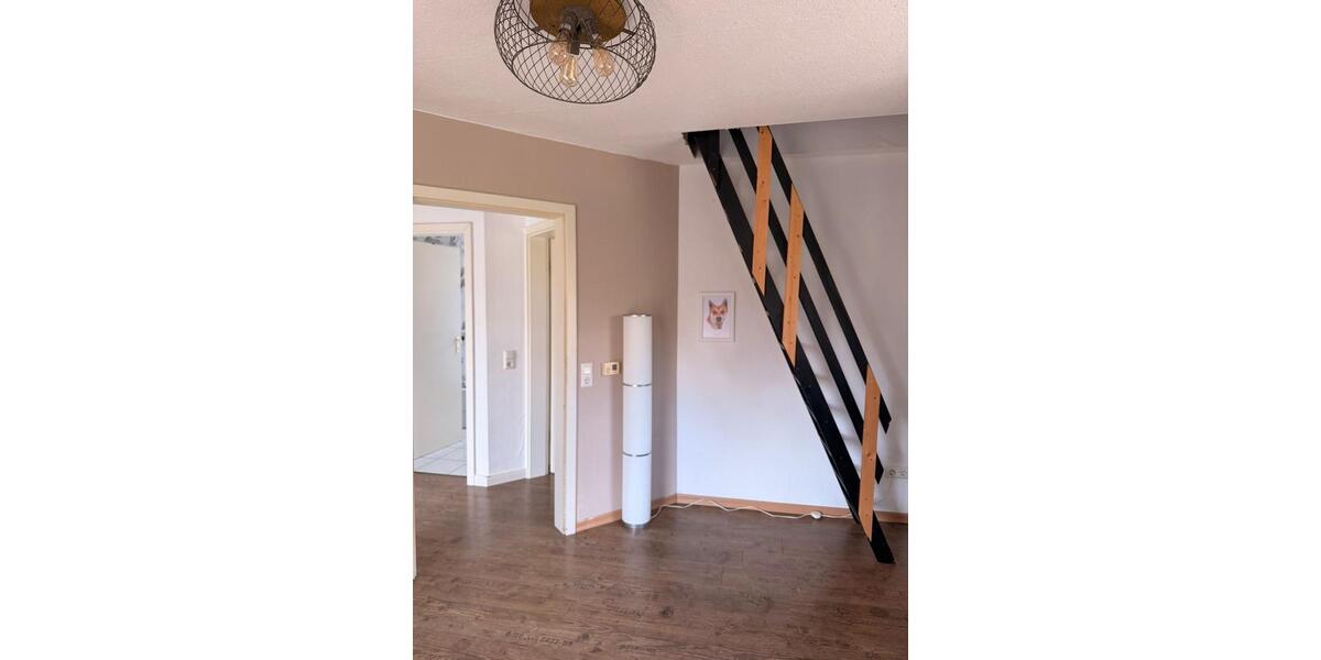 Dachgeschoßwohnung Hude (Oldenburg) - 2.5 Zimmer, 65 m&sup2;, 650&euro; | Angebot:26662499