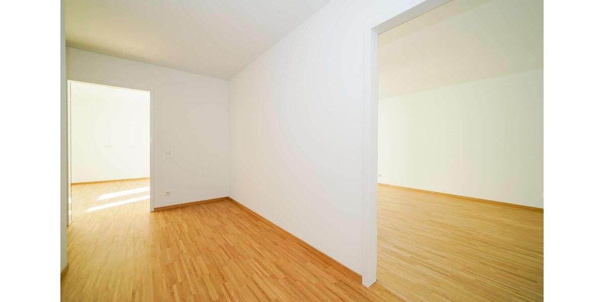 Etagenwohnung Nürnberg Erlenstegen - 4 Zimmer, 112 m&sup2;, 1.838&euro; | Angebot:24572774
