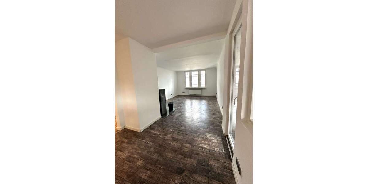 Etagenwohnung Stuttgart Gaisburg - 4 Zimmer, 120 m&sup2;, 1.450&euro; | Angebot:26857364