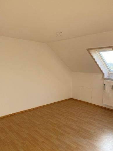 Etagenwohnung Nienburg (Weser) Holtorf - 3 Zimmer, 72 m&sup2;, 545&euro; | Angebot:26875691