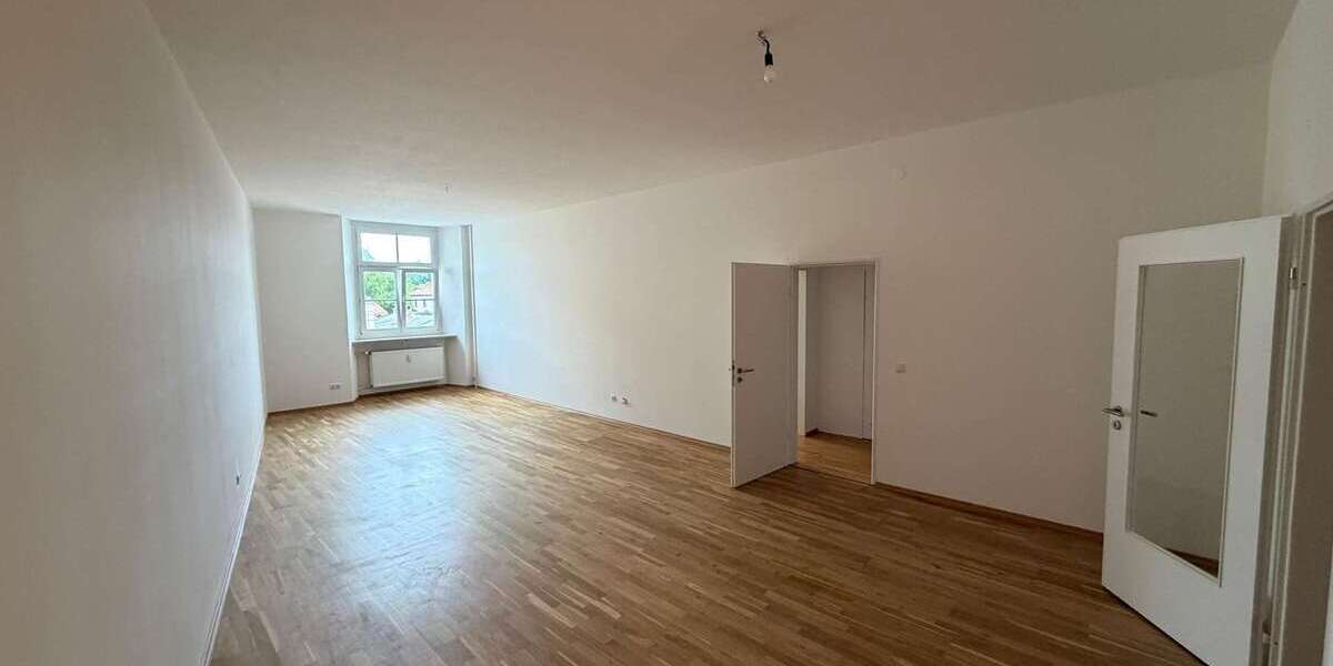 Etagenwohnung Laufen - 2 Zimmer, 76 m&sup2;, 680&euro; | Angebot:26897467