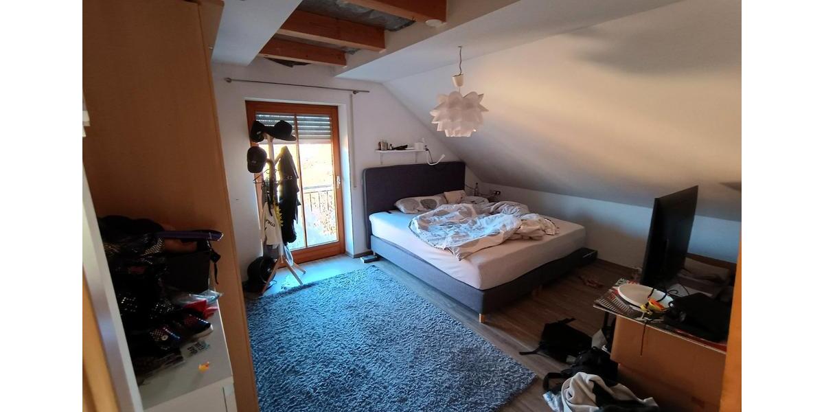 Dachgeschoßwohnung Geltendorf - 3 Zimmer, 83 m&sup2;, 1.120&euro; | Angebot:25162744
