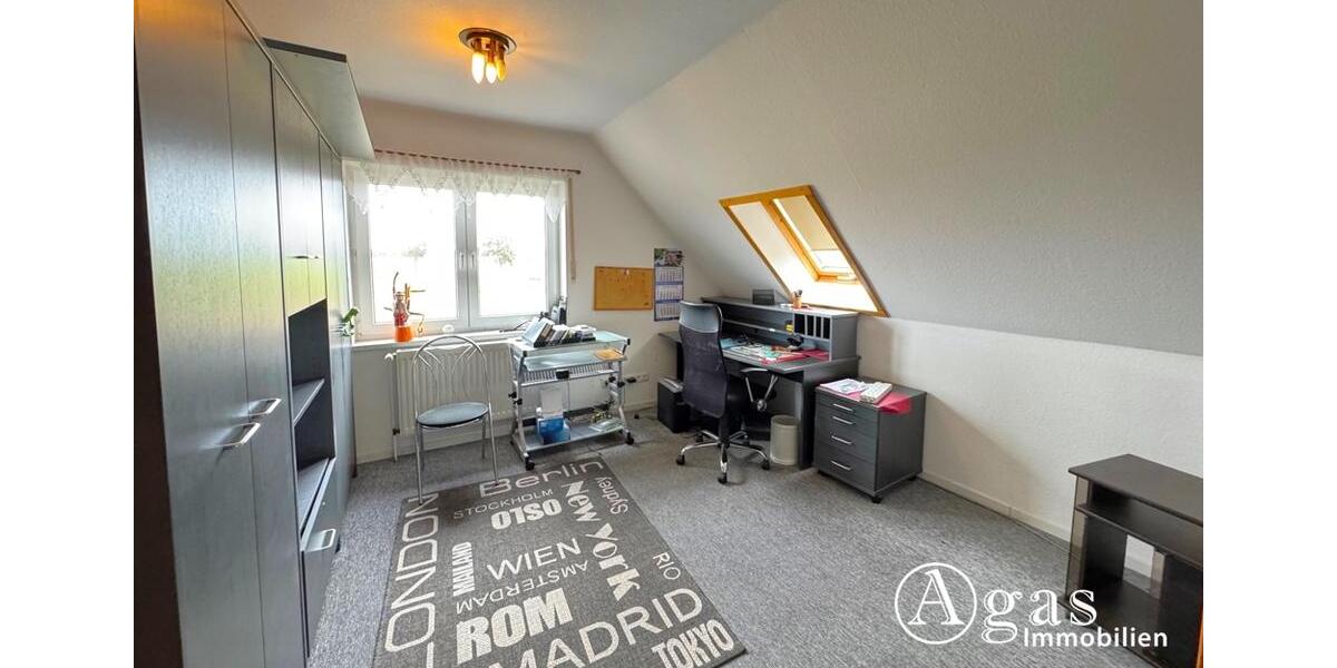 möbliertes Einfamilienhaus mit ca. 180 m² Wohnfläche, 6 Zimmern und Pool in Ahrensfelde 6 zimmer