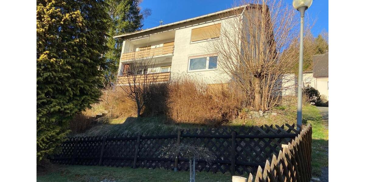 Etagenwohnung Tettau - 4 Zimmer, 117 m&sup2;, 650&euro; | Angebot:26422245