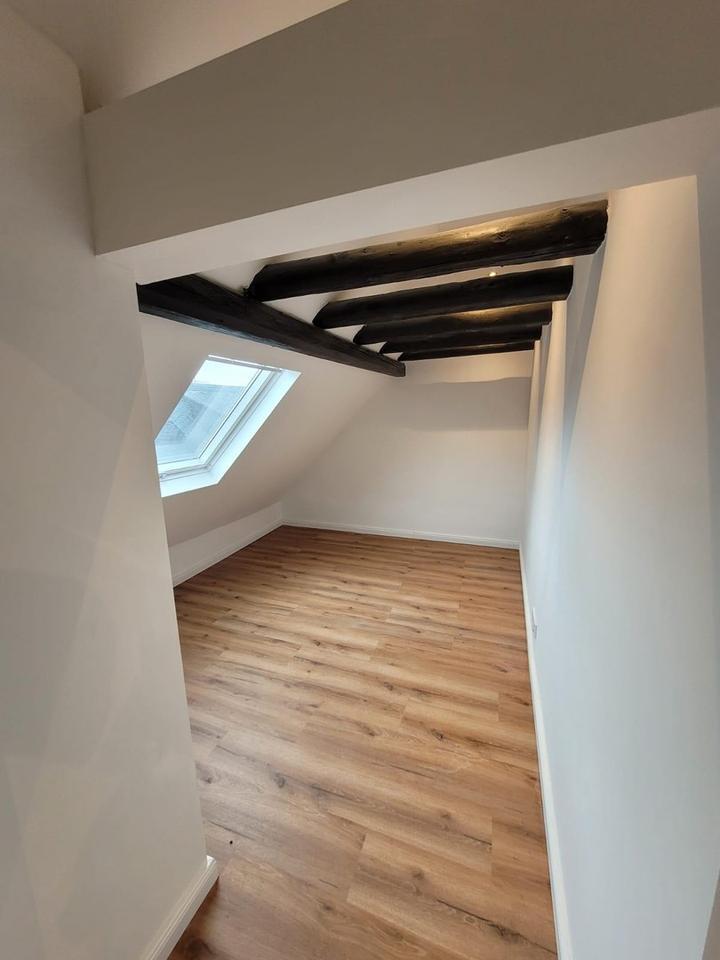 Attraktive 3-Zimmer-Dachgeschoßwohnung – Kernsaniert 2024