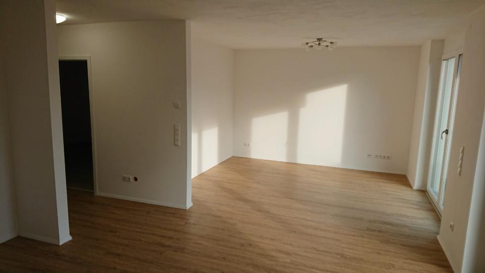 Erdgeschoßwohnung Hemhofen - 2 Zimmer, 67 m&sup2;, 700&euro; | Angebot:26592588