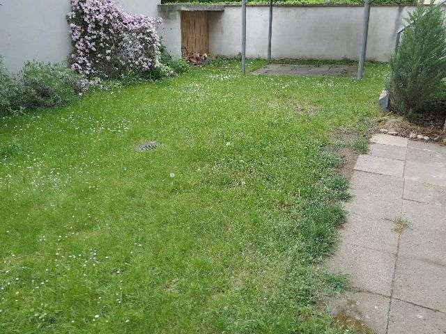 Erdgeschoßwohnung Hameln - 4 Zimmer, 120 m&sup2;, 990&euro; | Angebot:26442909
