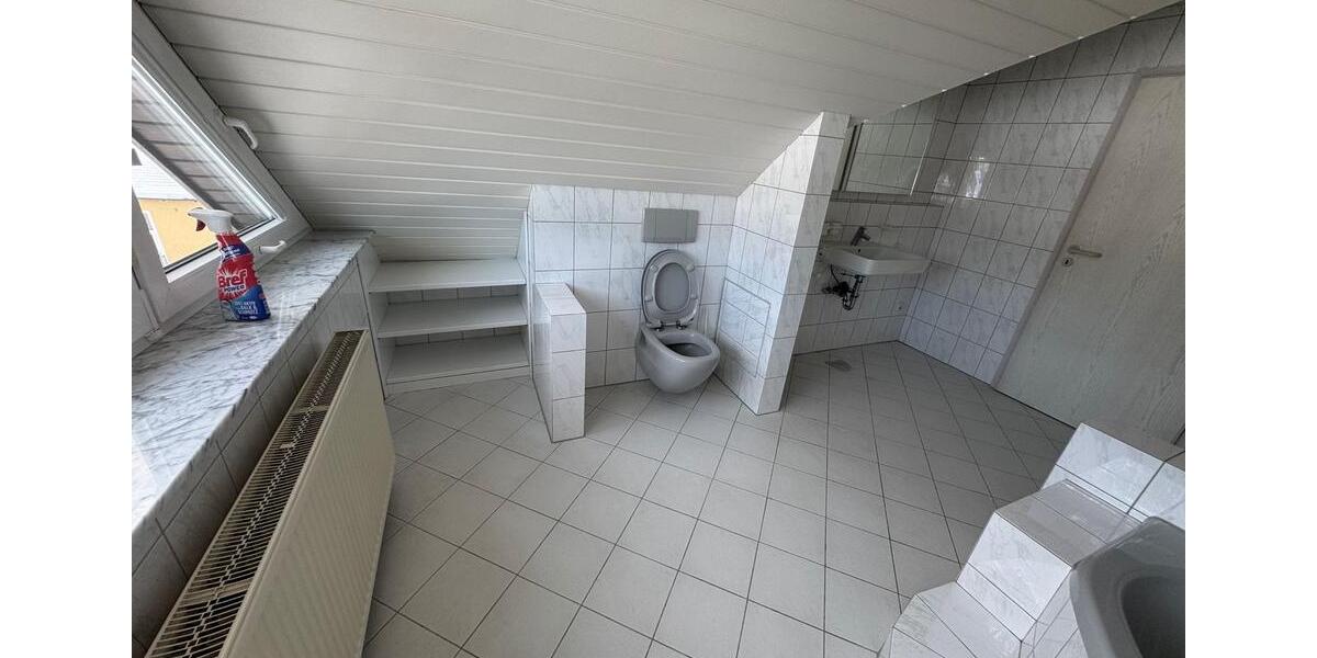 Dachgeschoßwohnung Hanau Groß-Steinheim - 3 Zimmer, 70 m&sup2;, 950&euro; | Angebot:25956833