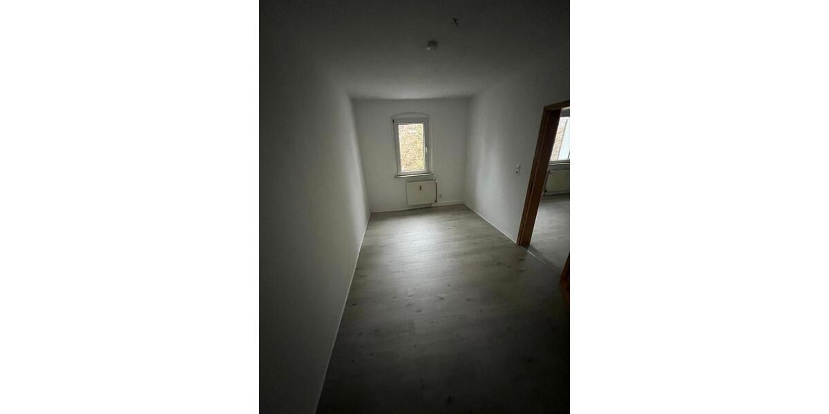 Etagenwohnung Zeitz Theißen - 2 Zimmer, 50 m&sup2;, 350&euro; | Angebot:26393049
