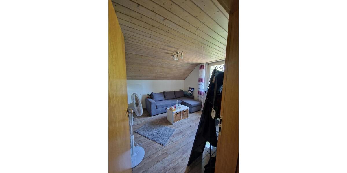 Dachgeschoßwohnung Sigmaringen - 1 Zimmer, 15 m&sup2;, 440&euro; | Angebot:25612186