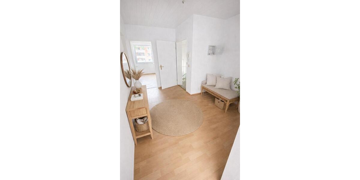 Etagenwohnung Quickborn - 2 Zimmer, 81 m&sup2;, 1.150&euro; | Angebot:24857454