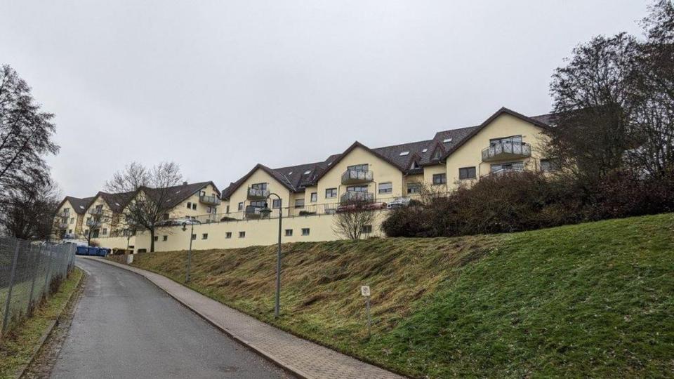 Erdgeschoßwohnung Bad Klosterlausnitz - 1 Zimmer, 44 m&sup2;, 300&euro; | Angebot:25852276