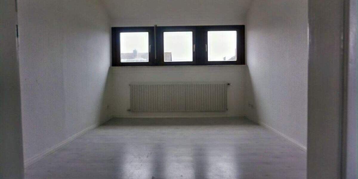 Etagenwohnung Ettlingen - 3 Zimmer, 75 m&sup2;, 800&euro; | Angebot:25214501