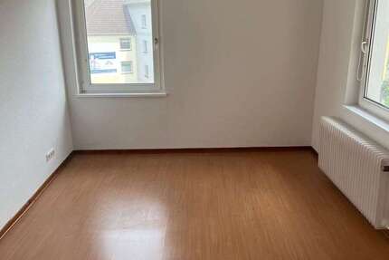 Wohnung Solingen - 3 Zimmer, 67 m&sup2;, 450&euro; | Angebot:26967511