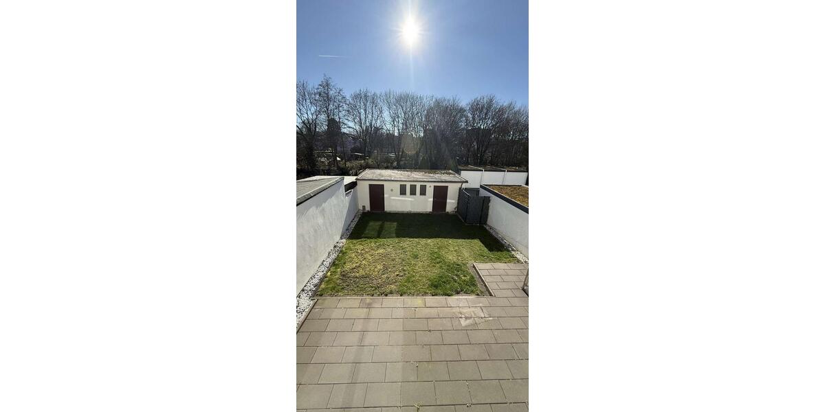 Etagenwohnung Duisburg Huckingen - 4 Zimmer, 118 m&sup2;, 1.650&euro; | Angebot:26276368
