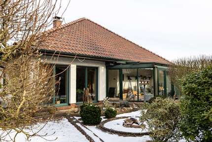 Haus Delmenhorst Deichhorst - 3 Zimmer, 137 m&sup2;, 1.120&euro; | Angebot:26072664