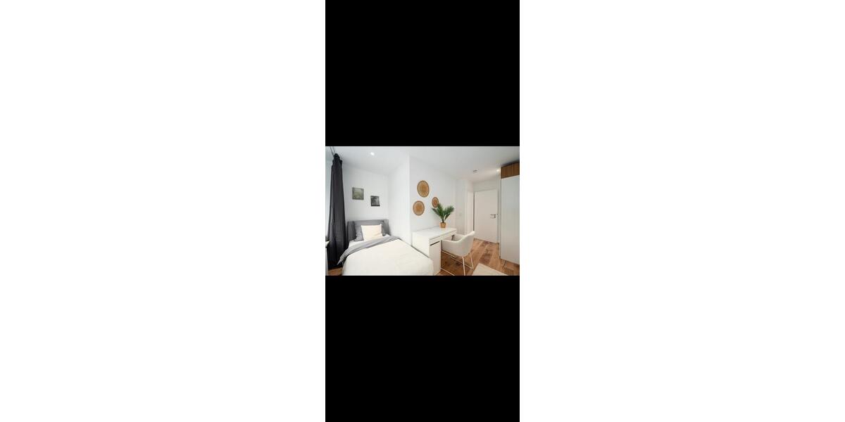 Wohnen auf Zeit Düsseldorf Düsseltal - 1 Zimmer, 11 m&sup2;, 670&euro; | Angebot:26621090