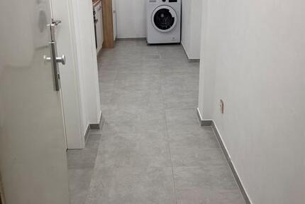 2 Zimmer im zu VERMIETEN 2 zimmer