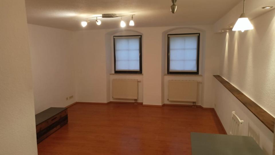 Erdgeschoßwohnung Löbau - 2 Zimmer, 45 m&sup2;, 360&euro; | Angebot:24853457