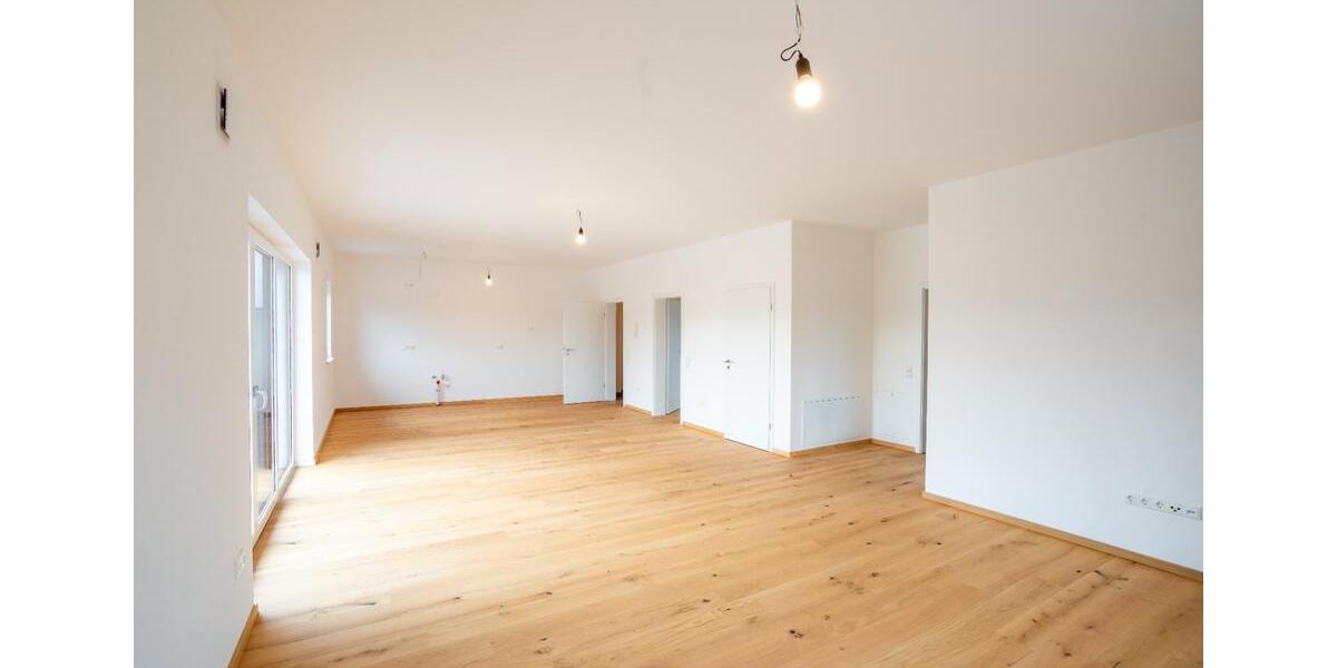 Einfamilienhaus Regen - 3 Zimmer, 147 m&sup2;, 1.400&euro; | Angebot:25476094