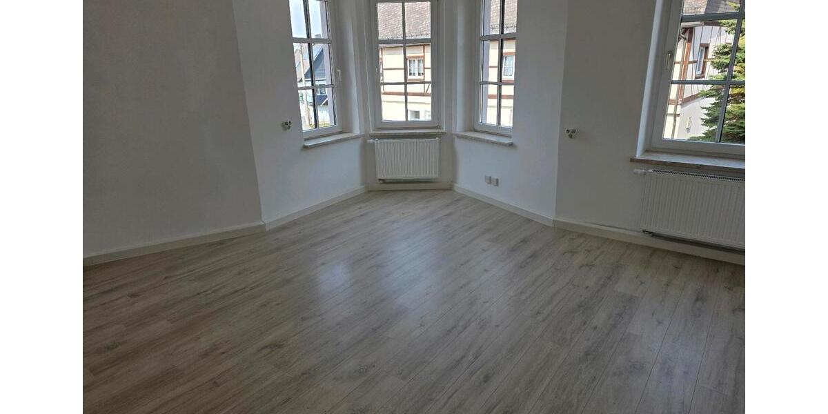 Erdgeschoßwohnung Bockau - 3 Zimmer, 55 m&sup2;, 300&euro; | Angebot:23619245