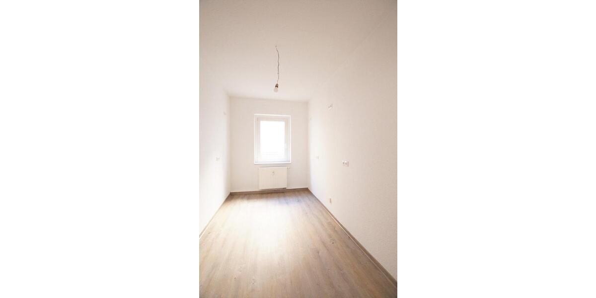 Etagenwohnung Pößneck - 2 Zimmer, 52 m&sup2;, 365&euro; | Angebot:26246714