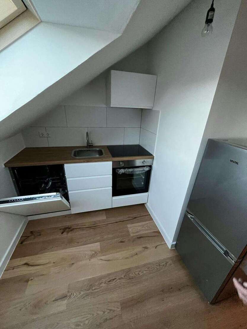 WG-Zimmer in Düsseldorf 550 € 17 m² zimmer