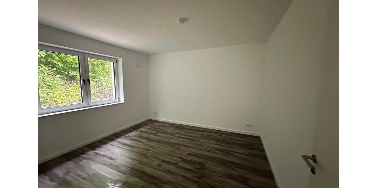 Etagenwohnung Lennestadt - 3 Zimmer, 85 m&sup2;, 935&euro; | Angebot:26253418