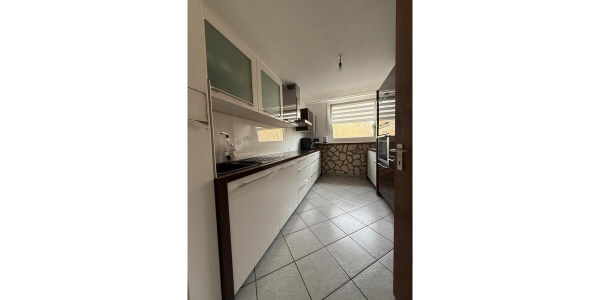 Etagenwohnung Bergisch Gladbach Gronau - 3 Zimmer, 85 m&sup2;, 1.420&euro; | Angebot:25844072