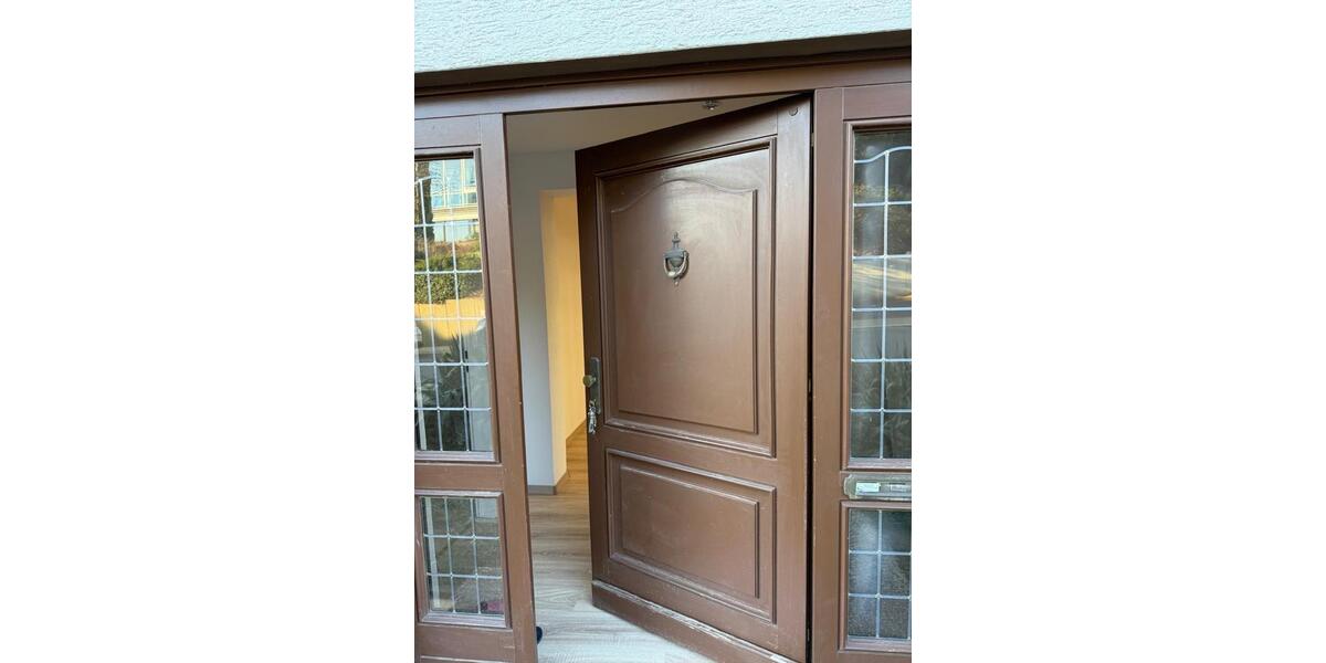 Doppelhaushälfte Lüdenscheid Staberg - 6 Zimmer, 200 m&sup2;, 1.600&euro; | Angebot:25905820