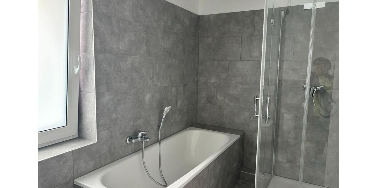 Etagenwohnung Köln Chorweiler - 4.5 Zimmer, 120 m&sup2;, 1.800&euro; | Angebot:26375140