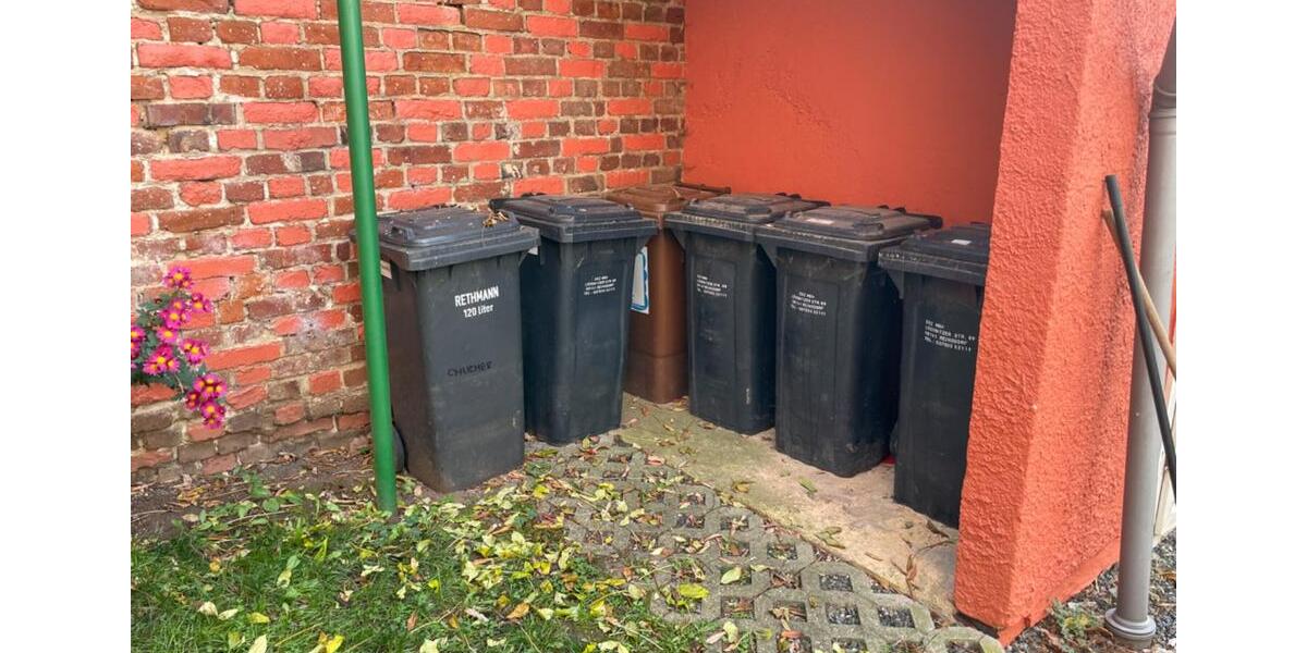 Erdgeschoßwohnung Werdau - 2 Zimmer, 41 m&sup2;, 220&euro; | Angebot:22269557