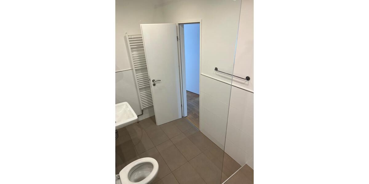 Dachgeschoßwohnung Berlin Mitte - 3 Zimmer, 100 m&sup2;, 1.525&euro; | Angebot:25649546