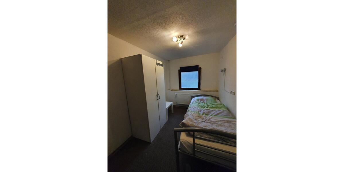 Wohnen auf Zeit Mönchengladbach Süd - 1 Zimmer, 10 m&sup2;, 310&euro; | Angebot:26679572