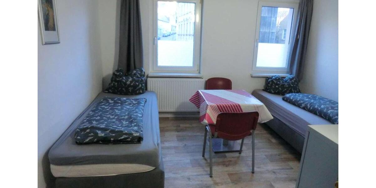 Wohnen auf Zeit Roßwein - 6 Zimmer, 160 m&sup2;, 900&euro; | Angebot:24981244