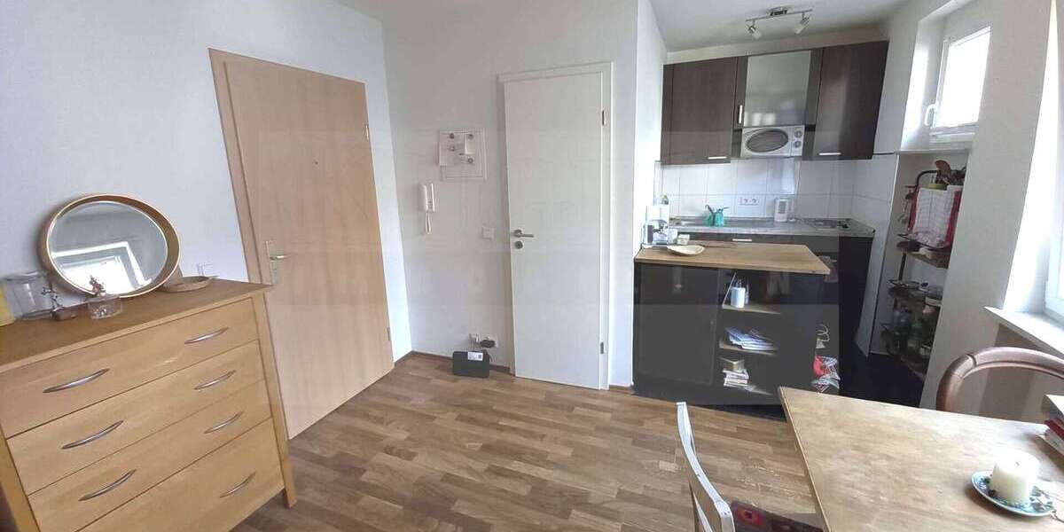 Etagenwohnung Karlsruhe - 1 Zimmer, 20 m&sup2;, 470&euro; | Angebot:26762831