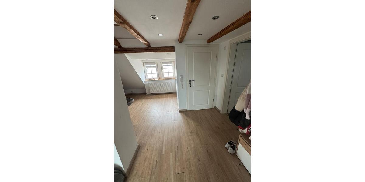 Dachgeschoßwohnung Rinteln - 2 Zimmer, 60 m&sup2;, 700&euro; | Angebot:26638197
