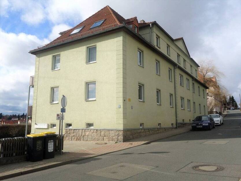 Ab 1.8.25! Gemütliche 2-RaumWohnung mit EBK und Stellplatz in ruhiger Wohnlage!